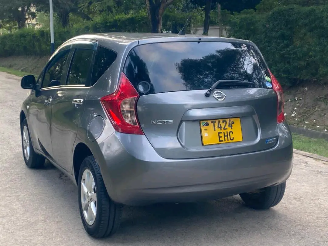 Nissan Note 2014 Grey - 1290cc thumbnail 5