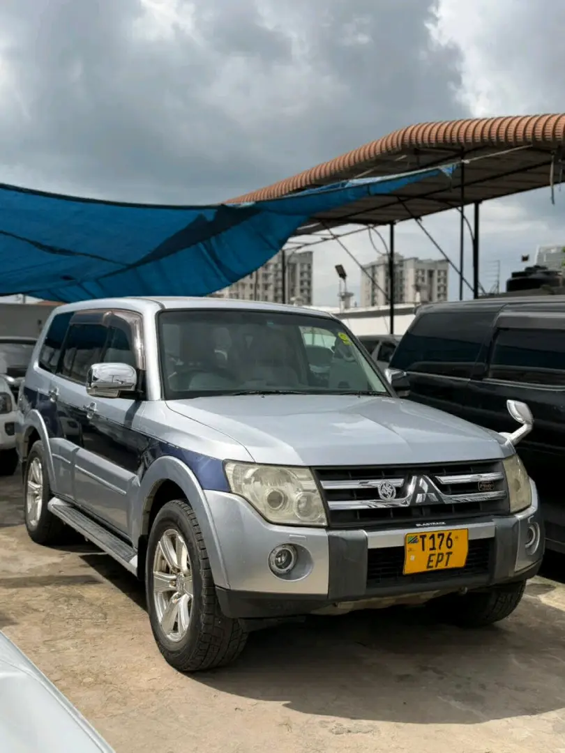 Mitsubishi Pajero 2006