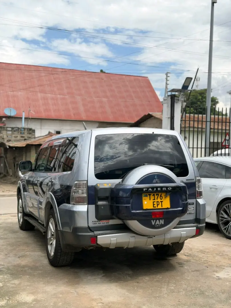 Mitsubishi Pajero 2006 thumbnail 4