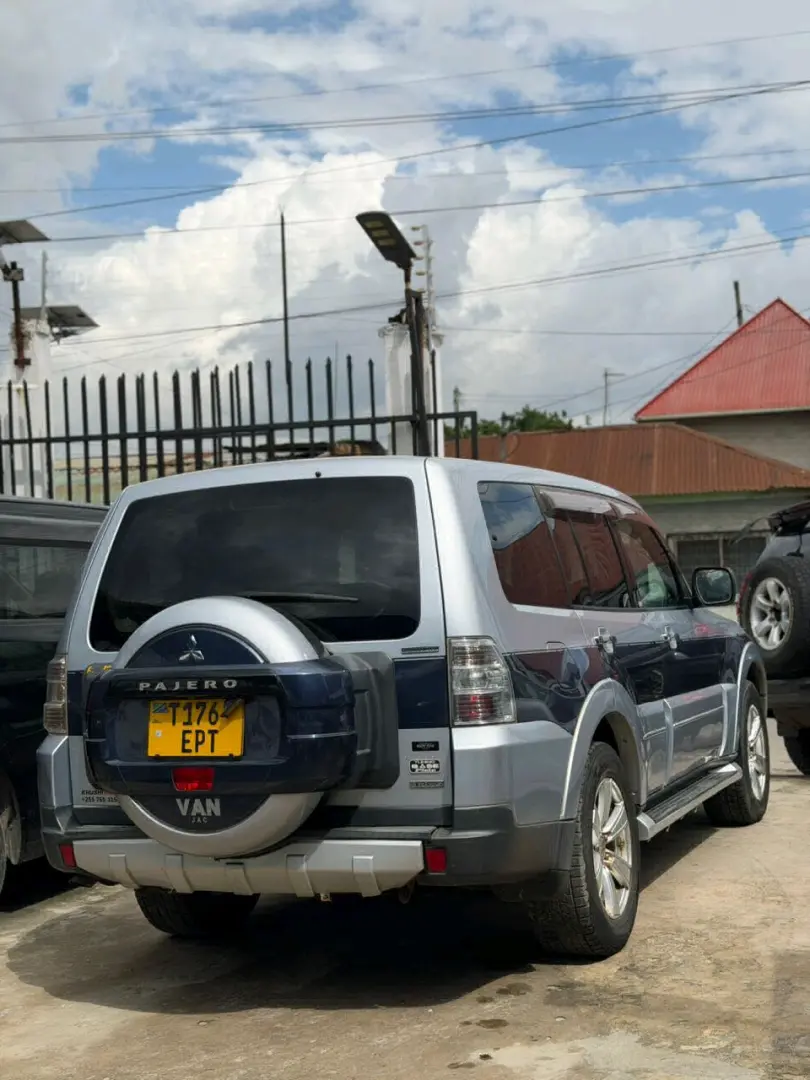 Mitsubishi Pajero 2006 thumbnail 5