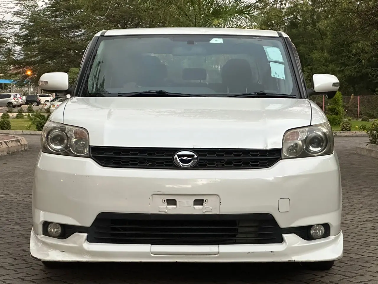 Toyota Rumion 2011