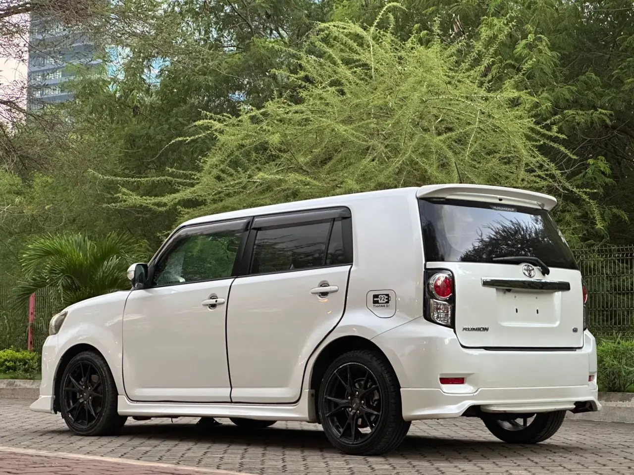 Toyota Rumion 2011 thumbnail 6