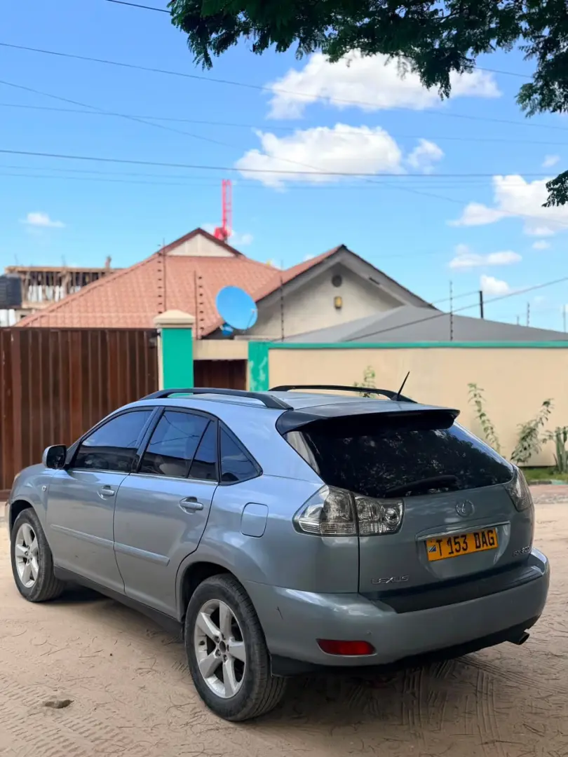 Toyota Harrier (Lexus RX300) 2006 thumbnail 2