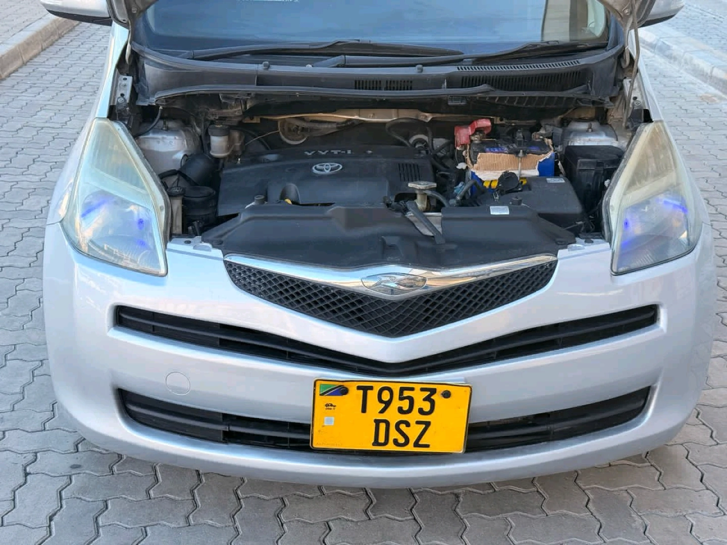 Toyota Ractis 2007 Silver Minivan thumbnail 9