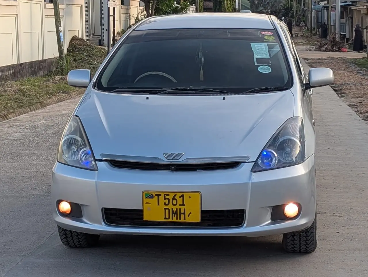 Toyota Wish 2004 DMH thumbnail 9
