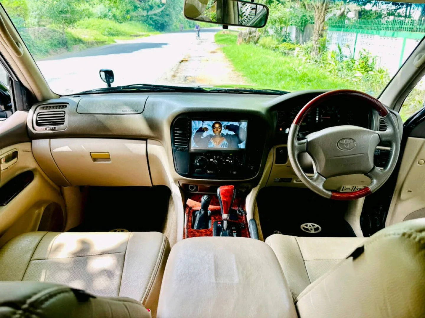Toyota Land Cruiser DES 2001 (4669 CC) thumbnail 4