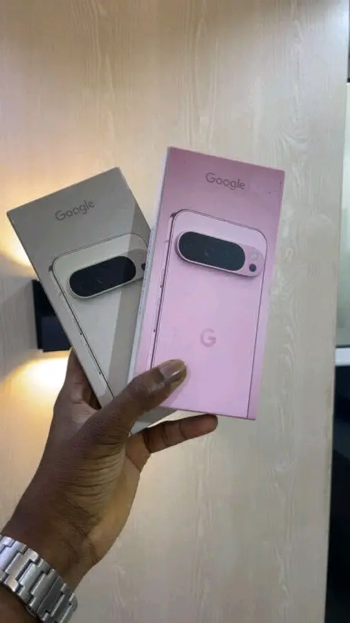 Google Pixel Smartphone 128GB/256GB thumbnail 3