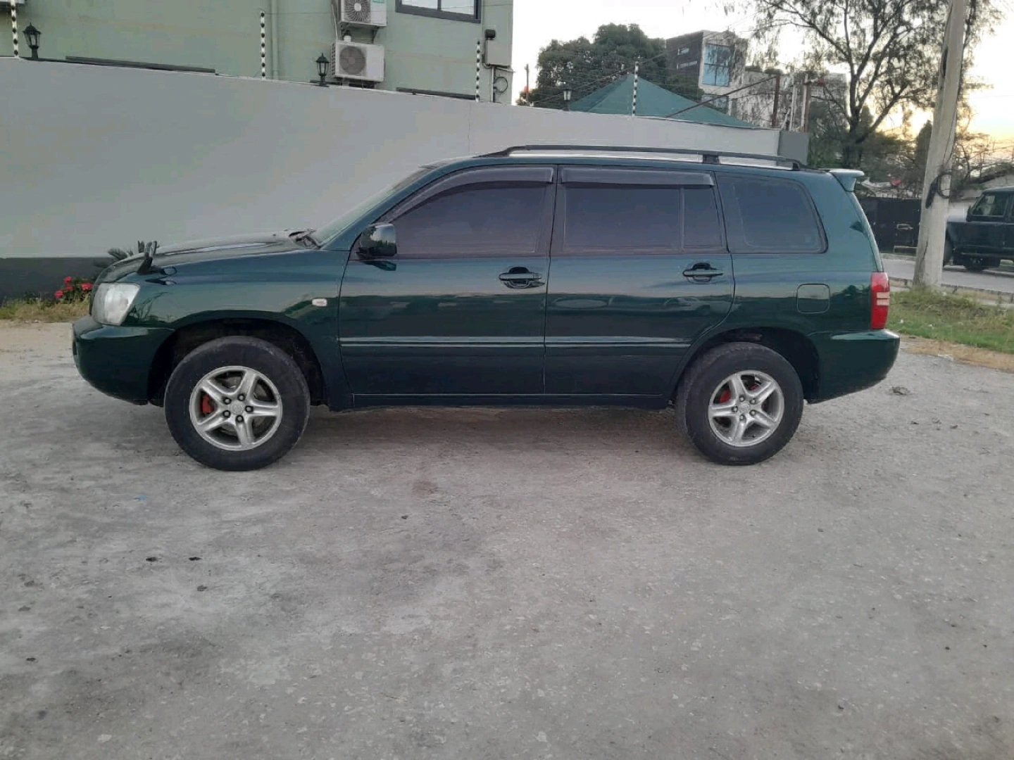 Toyota Kluger/Highlander 2003 Automatic 4WD thumbnail 2