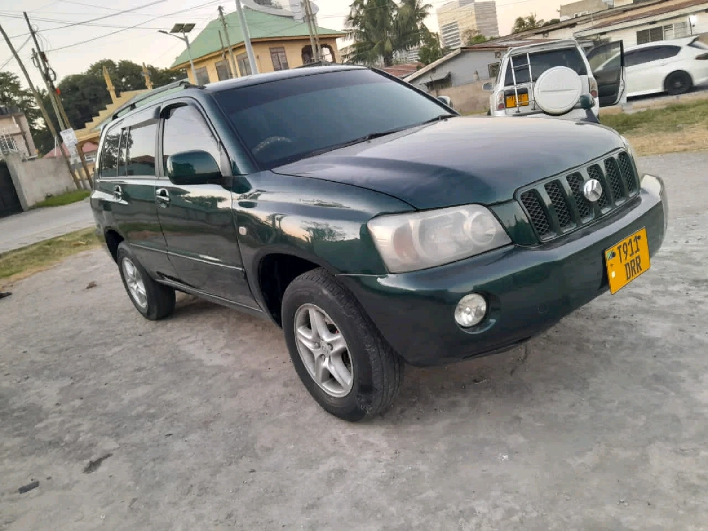 Toyota Kluger/Highlander 2003 Automatic 4WD thumbnail 3