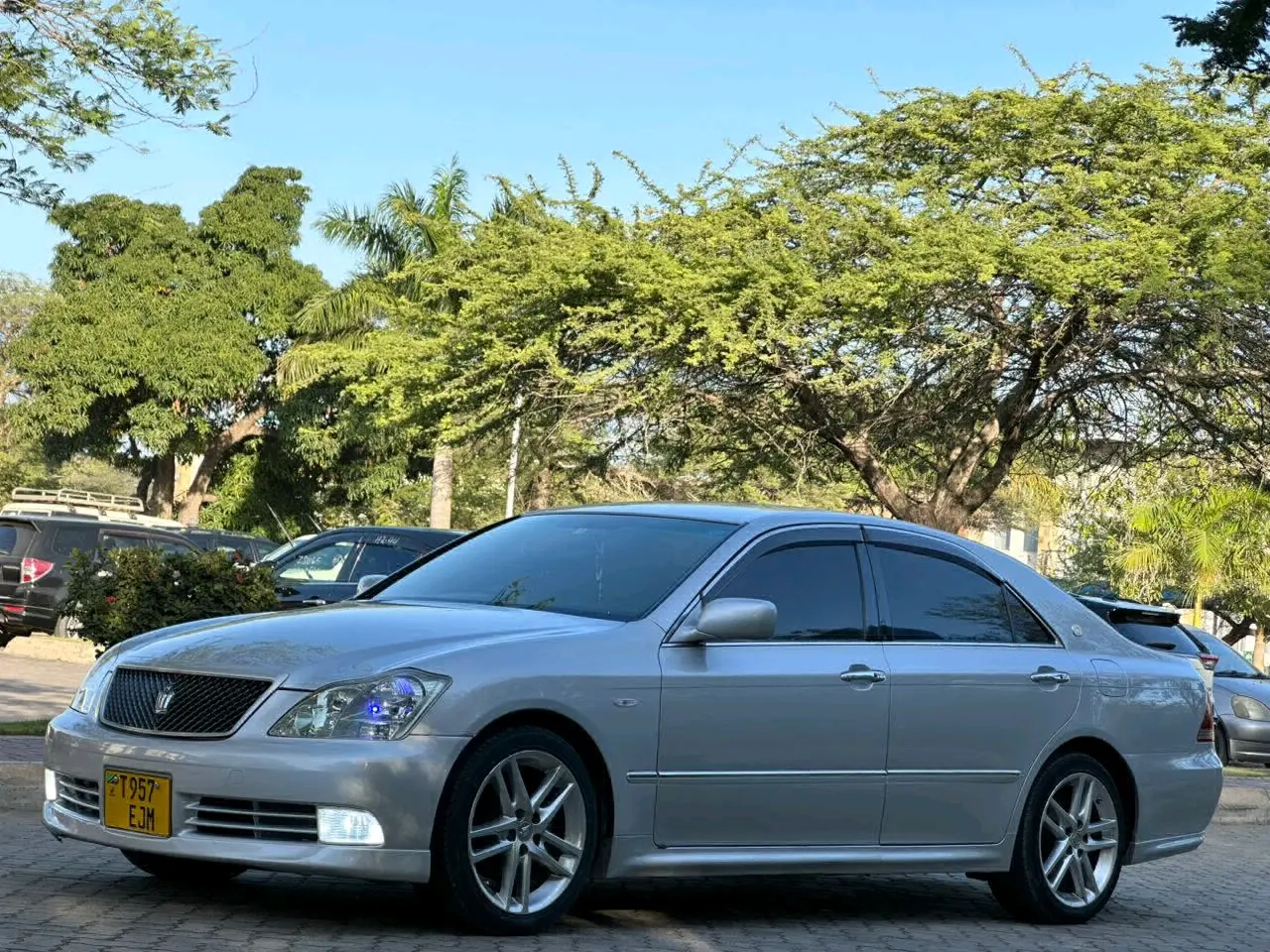 Toyota Crown Athlete 2005 Silver thumbnail 3
