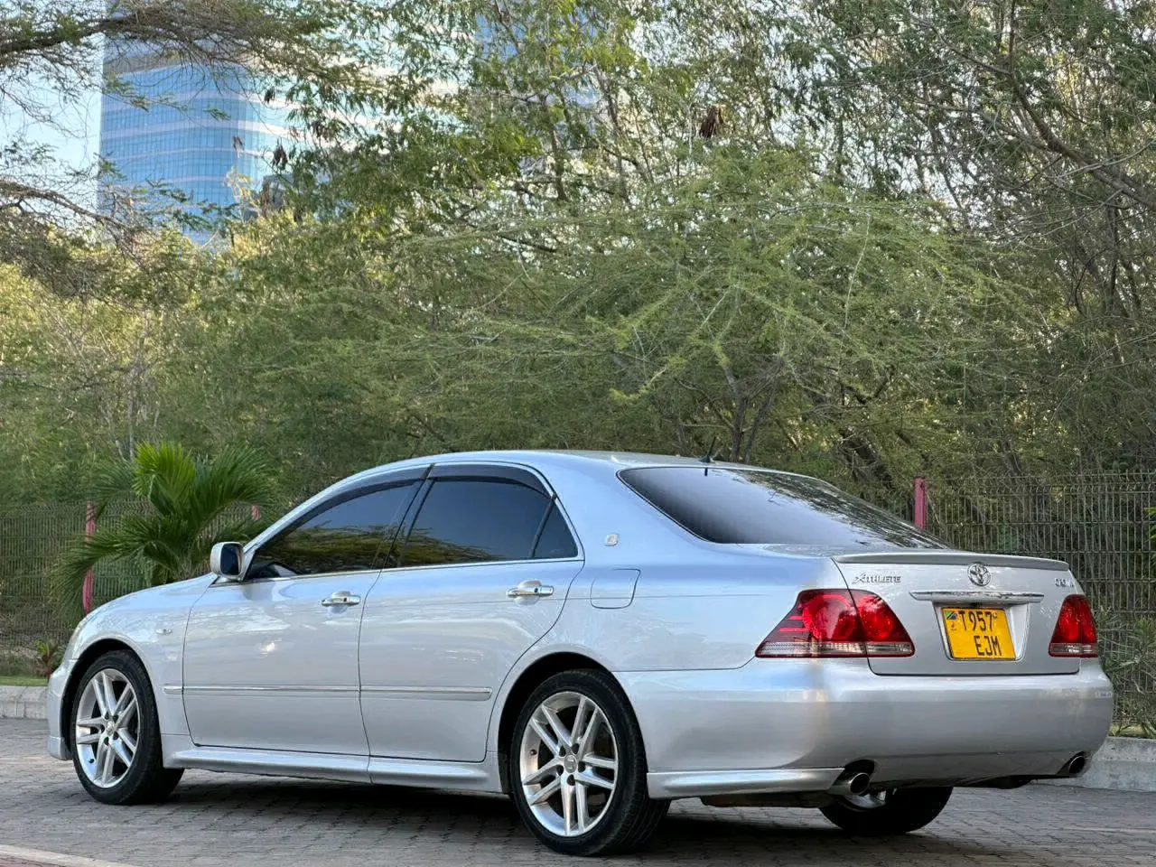 Toyota Crown Athlete 2005 Silver thumbnail 6