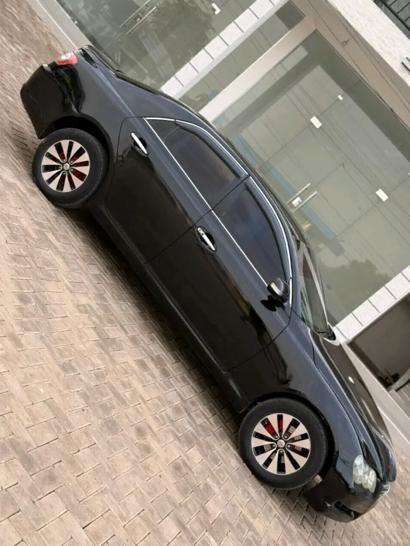Toyota Mark X Black Sedan 2490cc thumbnail 3