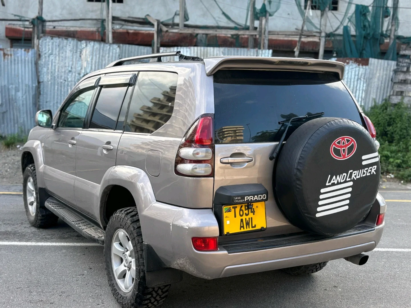 Toyota Land Cruiser Prado 120 (3RZ Engine) for Sale/Exchange thumbnail 2