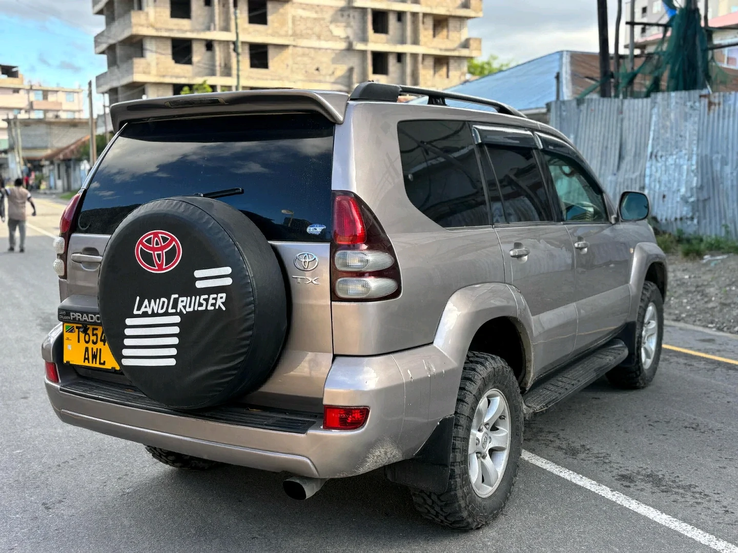 Toyota Land Cruiser Prado 120 (3RZ Engine) for Sale/Exchange thumbnail 3