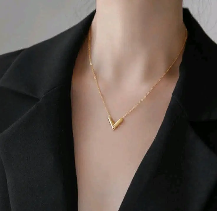 Quality Fashion Necklaces thumbnail 7