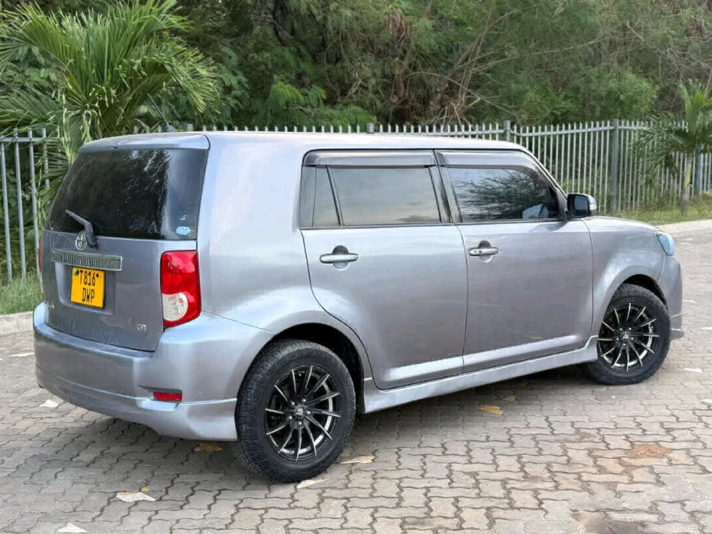 Toyota Rumion 2009 Low Mileage DSM thumbnail 4