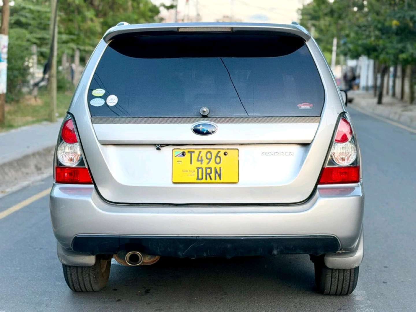 Subaru Forester 2004 Silver SUV (1490cc) thumbnail 8