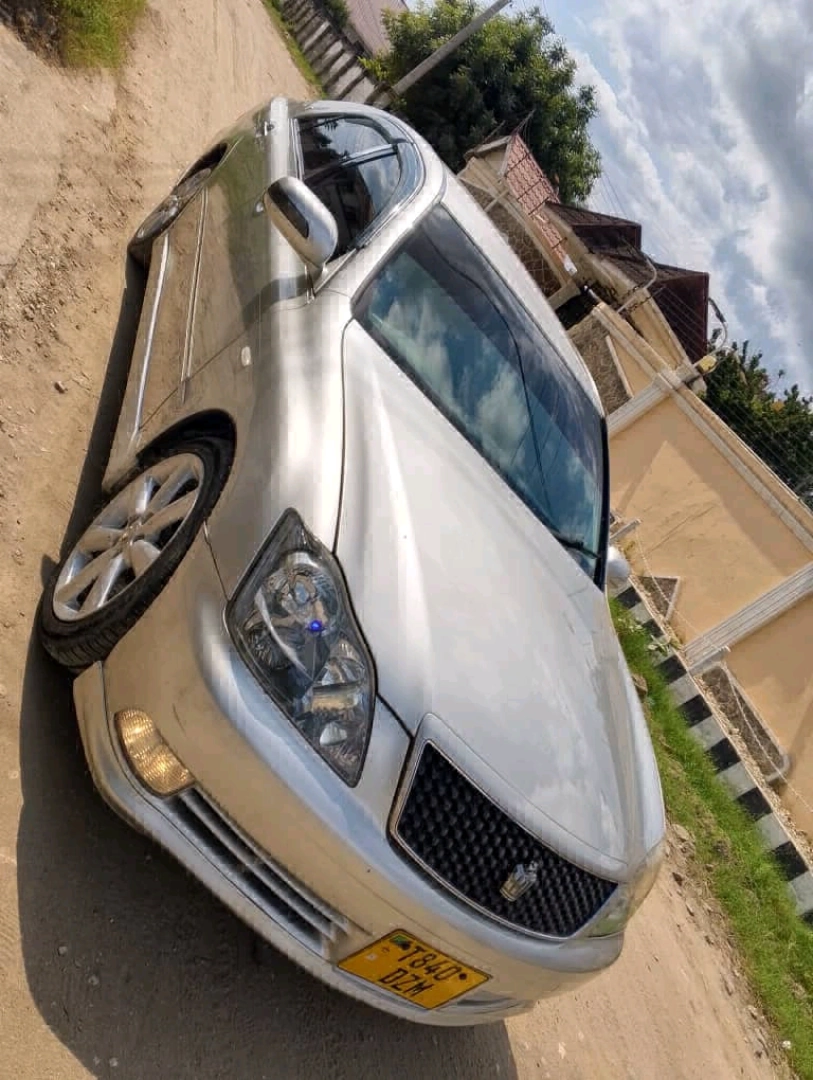 Toyota Crown Athlete DZM (12.5M) thumbnail 5