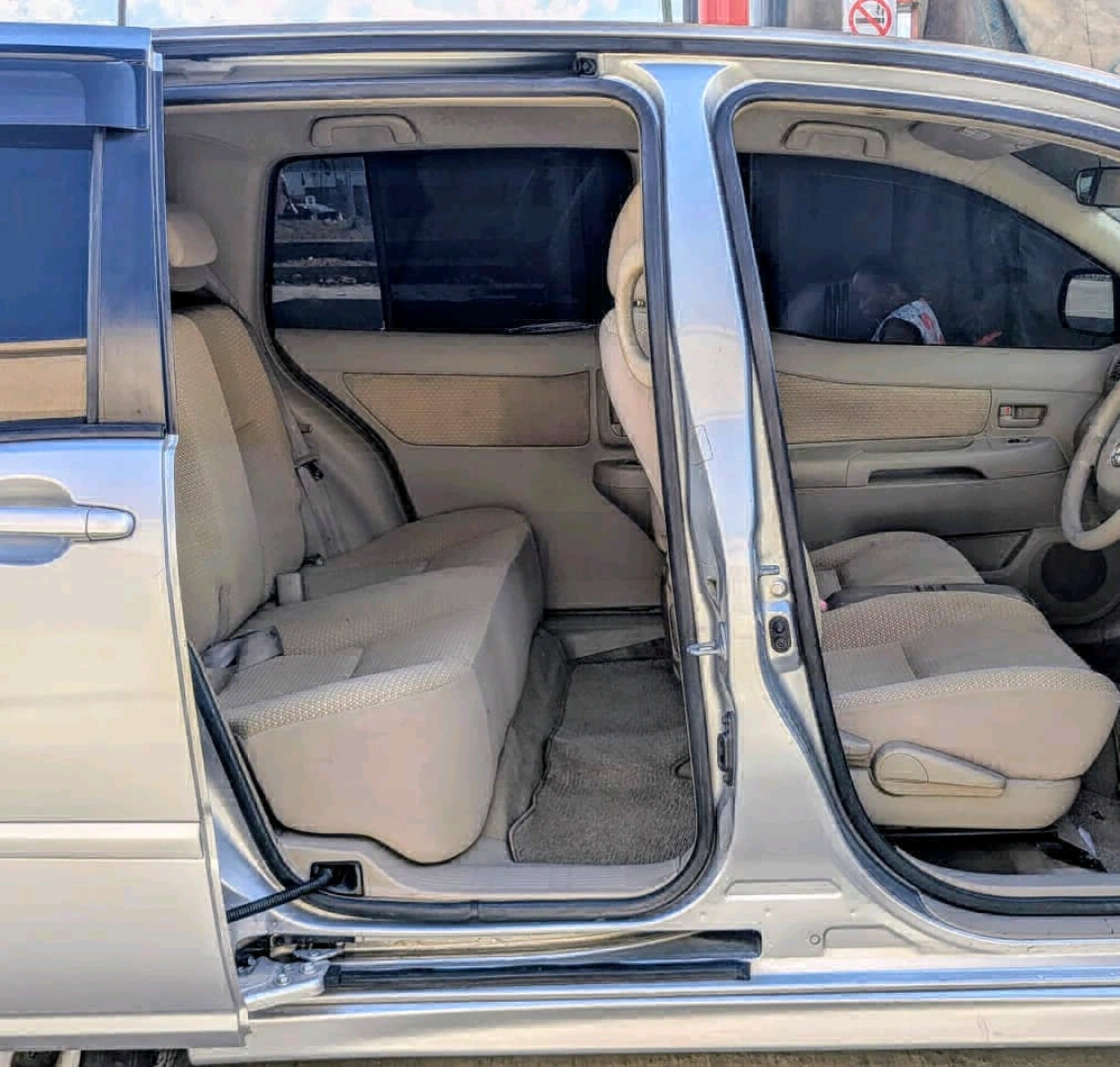 Silver Toyota Raum Compact Car (1490cc) thumbnail 5