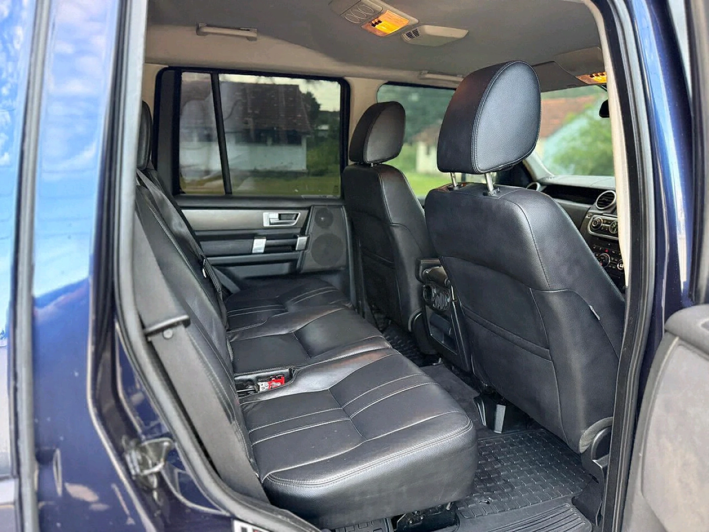 Land Rover Discovery 4 SUV 2015 Diesel thumbnail 5