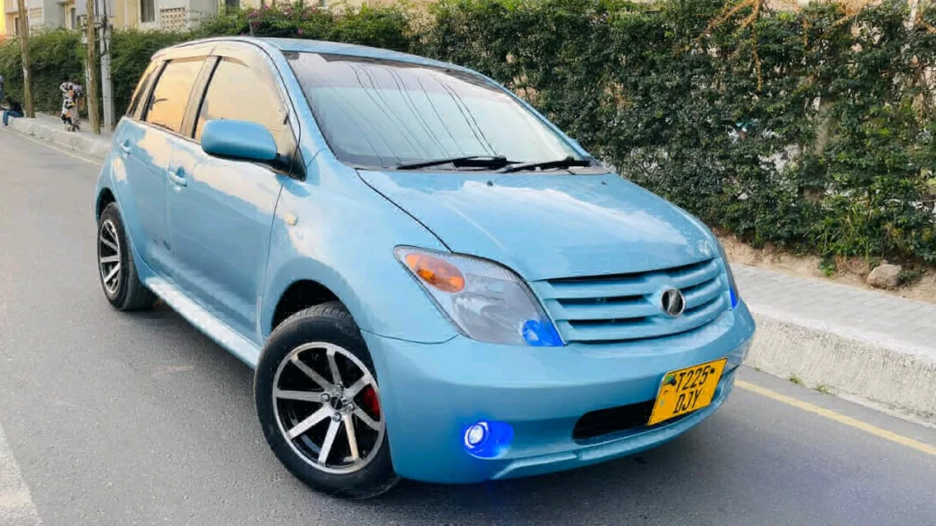 Toyota Ist 2005 Automatic 1490cc thumbnail 2