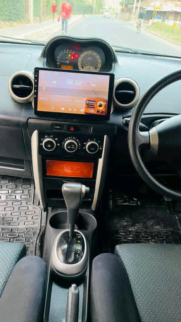 Toyota Ist 2005 Automatic 1490cc thumbnail 6