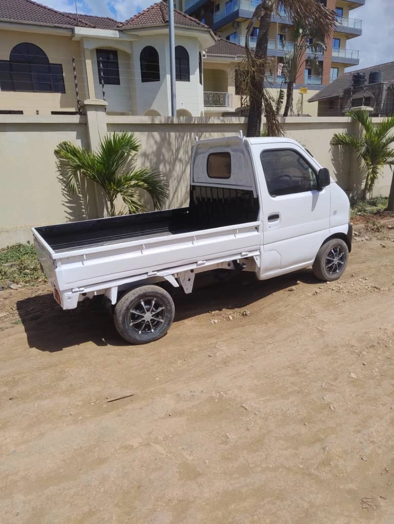 Suzuki Carry Van Def Injection Full AC thumbnail 2