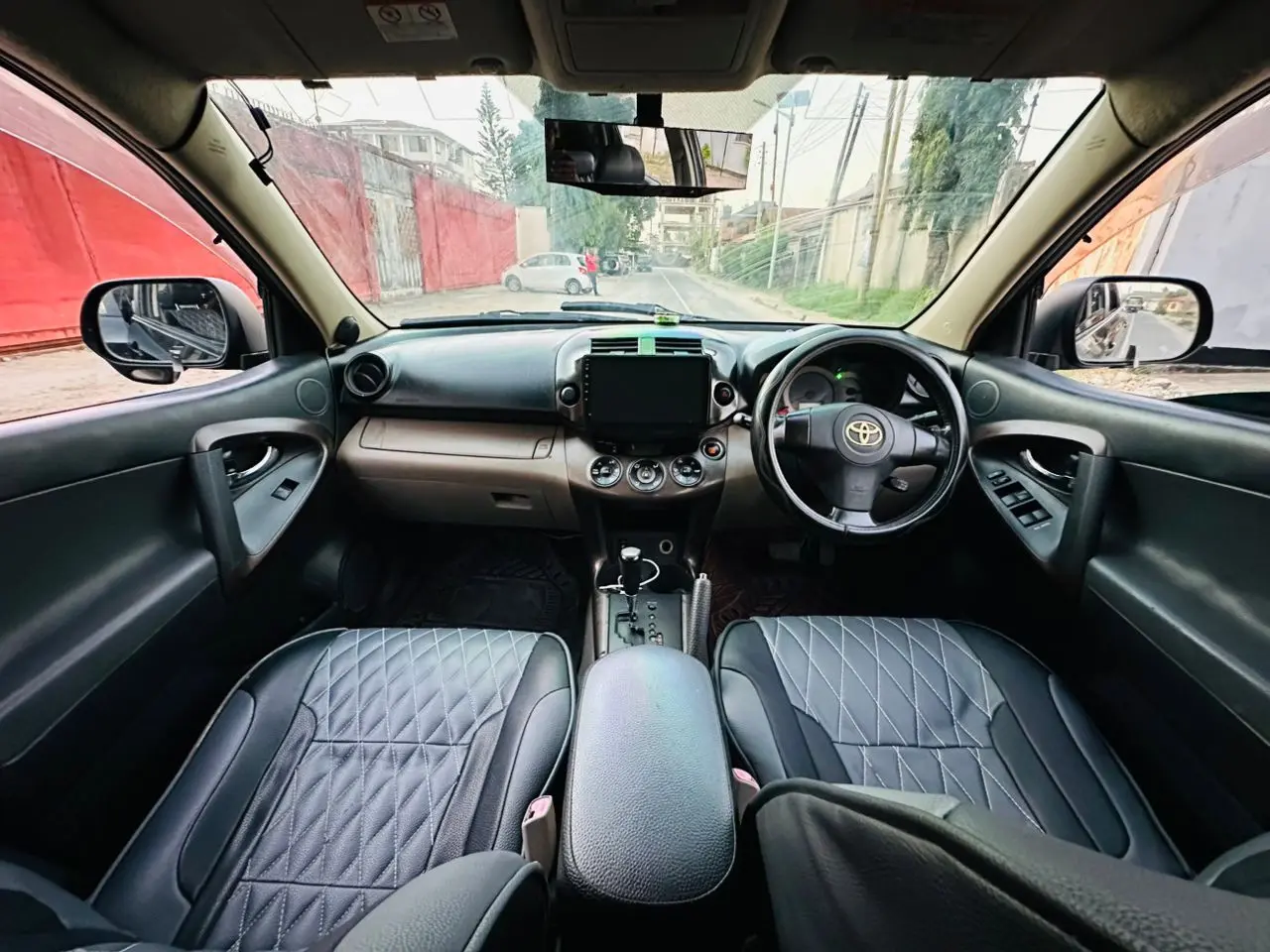 Toyota Vanguard 2010 (7-Seater) thumbnail 6
