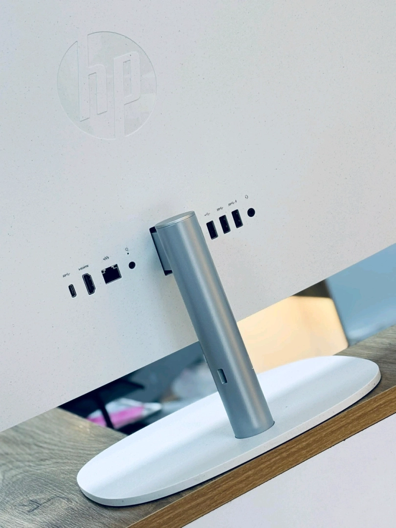 HP ProOne 240 G10 All-in-One PC Core i5 13th Gen thumbnail 4