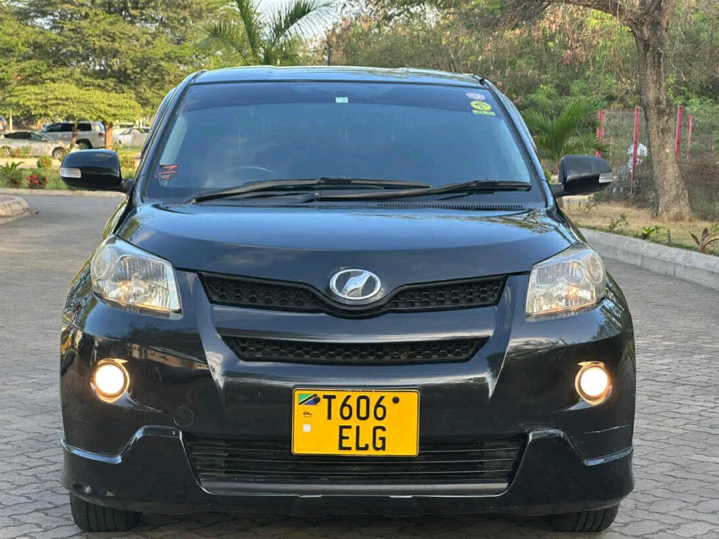 Black 2009 Toyota Ist Automatic 1490cc