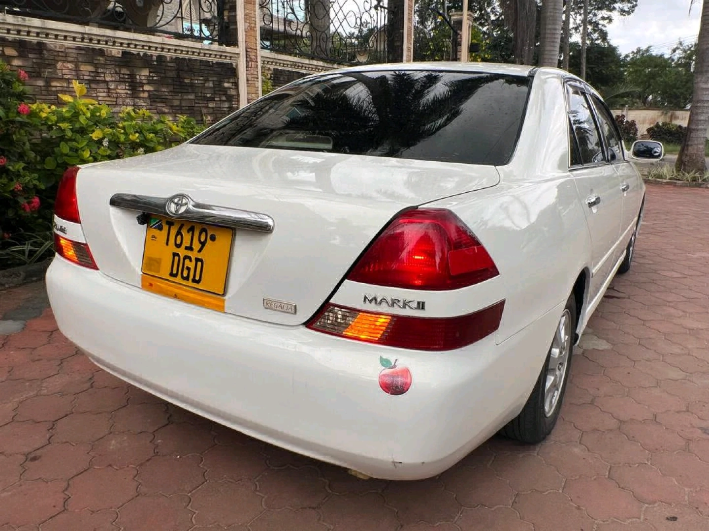 Toyota Grand Mark II Sedan 2002 thumbnail 4