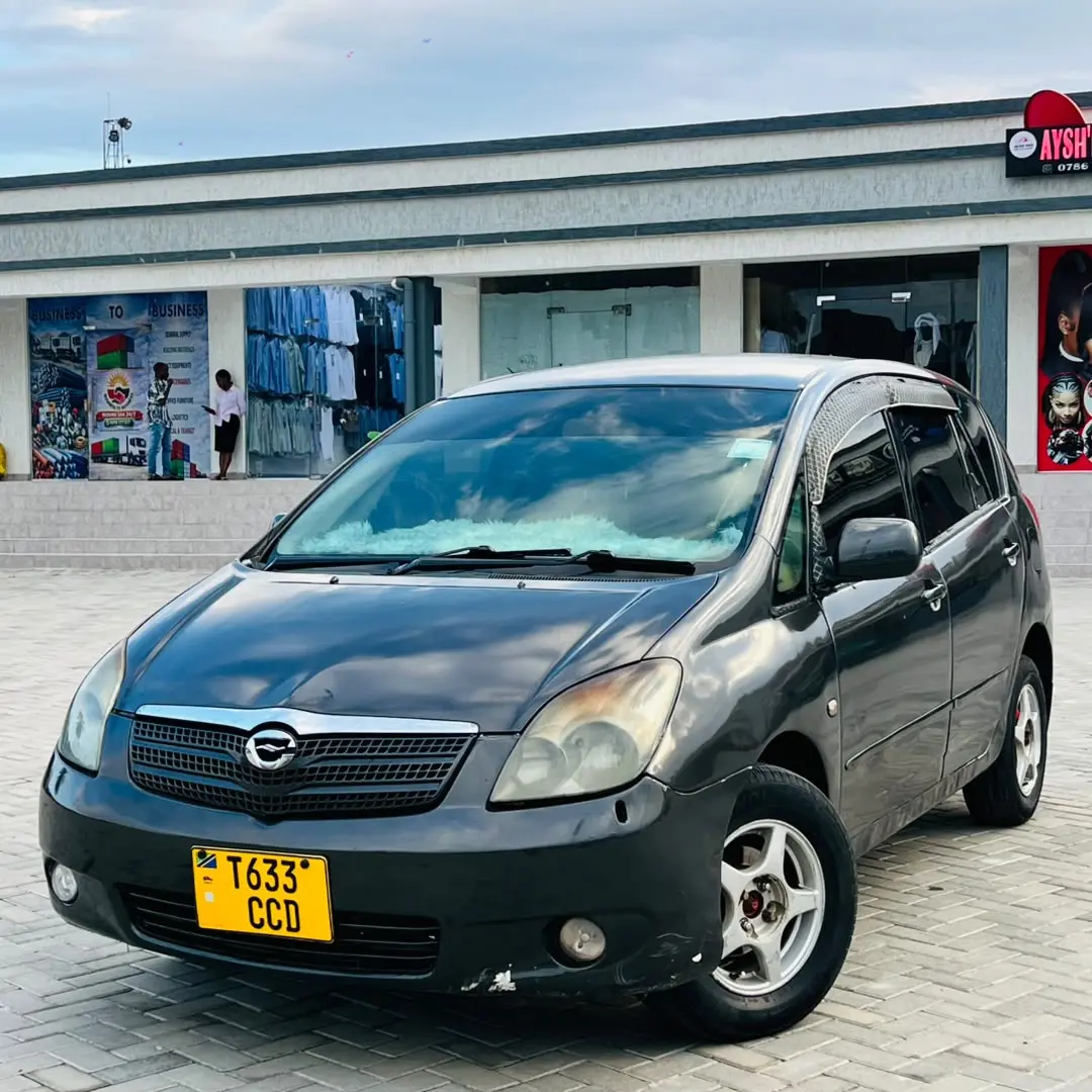 Toyota Spacio CCD thumbnail 2