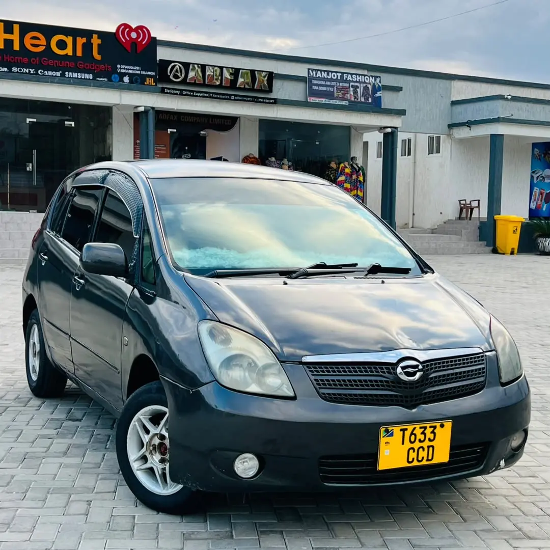 Toyota Spacio CCD thumbnail 3