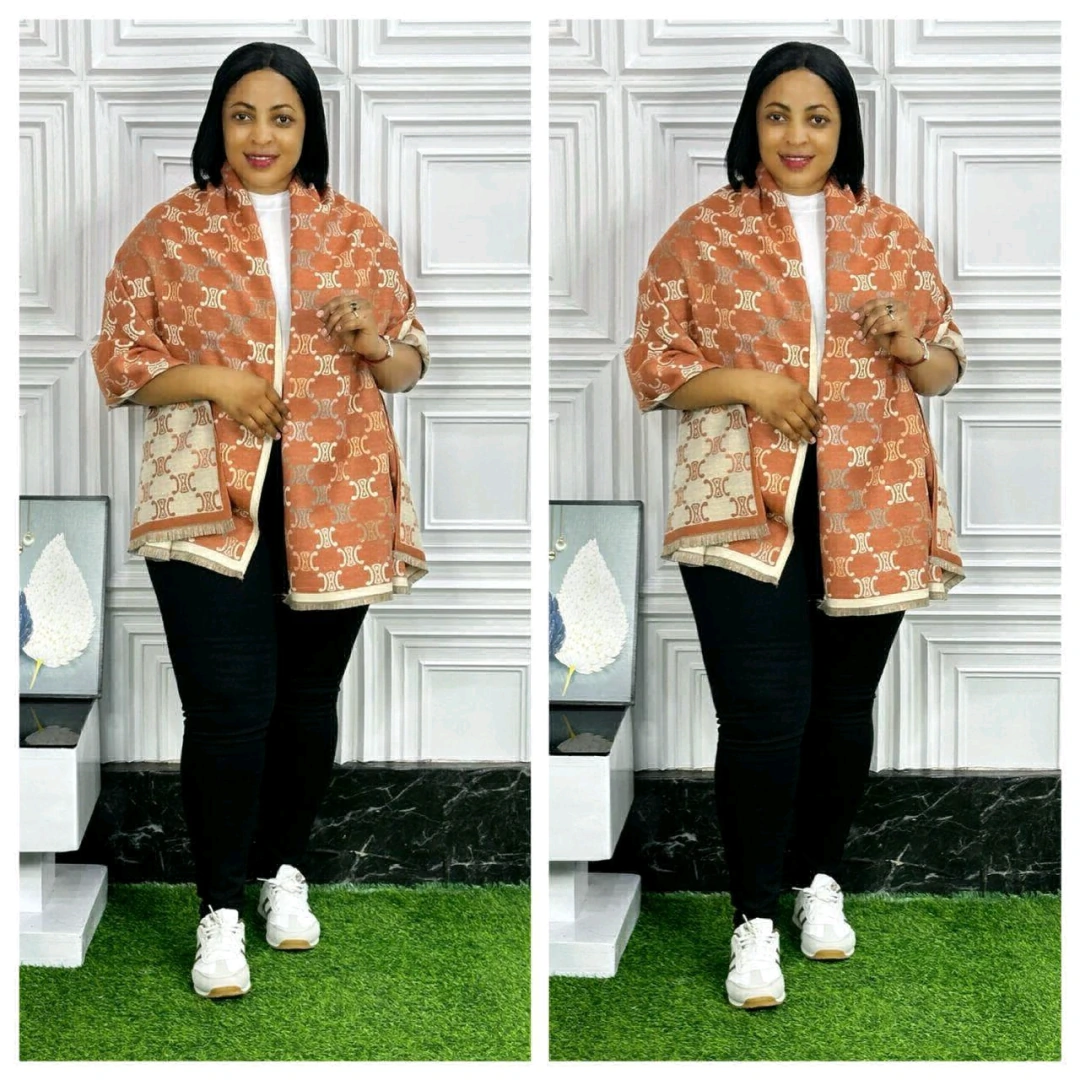 Women's Red and Beige Patterned Jacket/Cardigan thumbnail 3