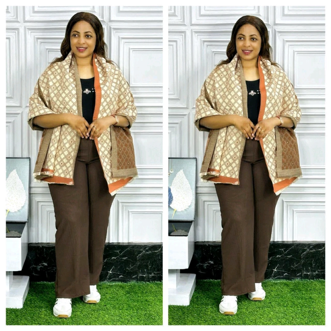 Women's Red and Beige Patterned Jacket/Cardigan thumbnail 7
