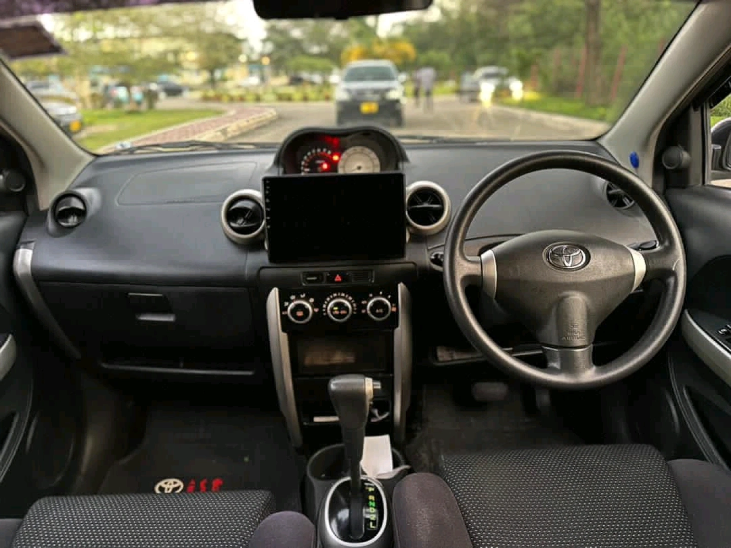 Black Toyota Ist 2004 Model (1290cc) - Exchange Allowed thumbnail 9