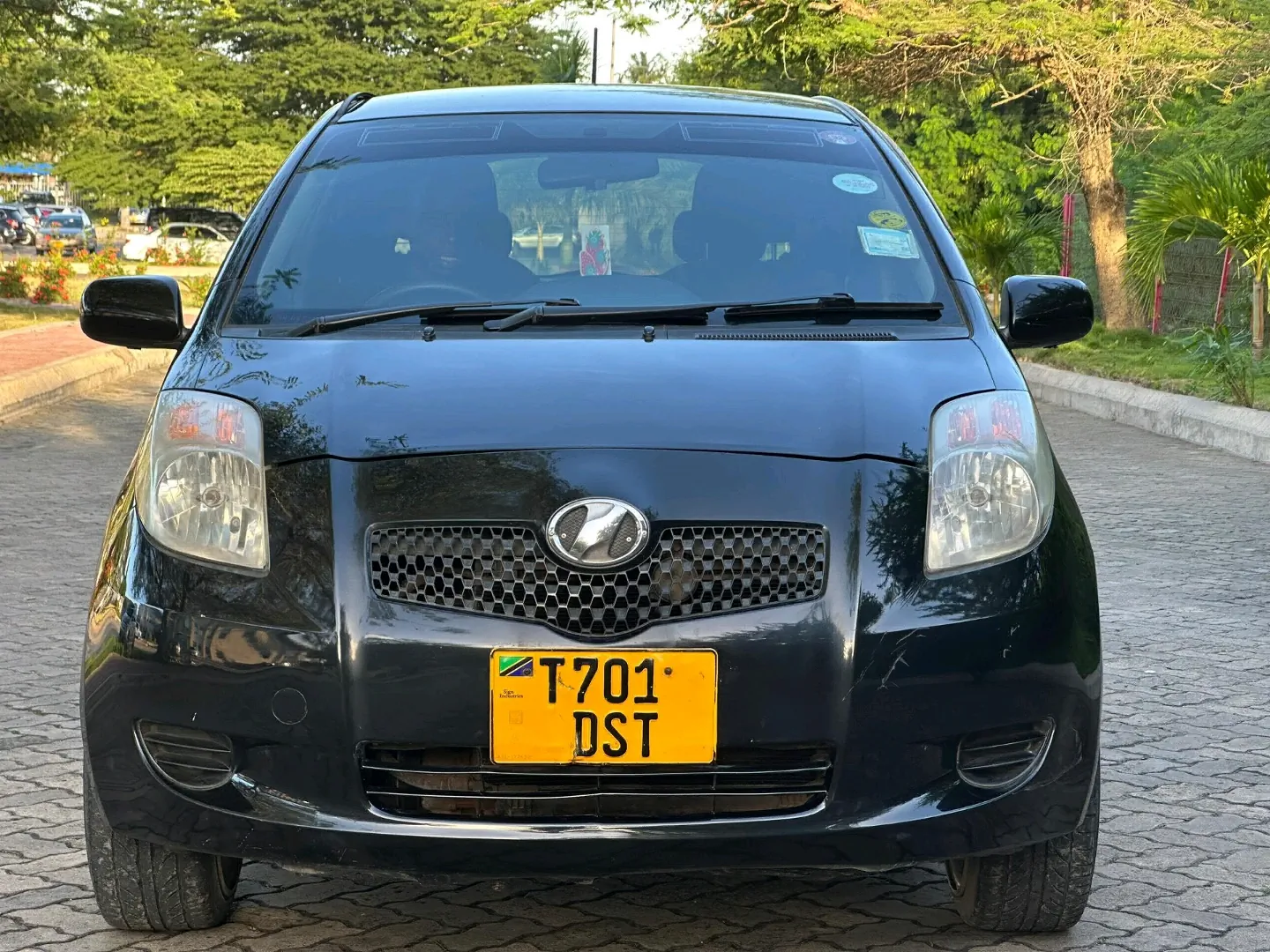 Toyota Vitz 2008 Black Low Mileage