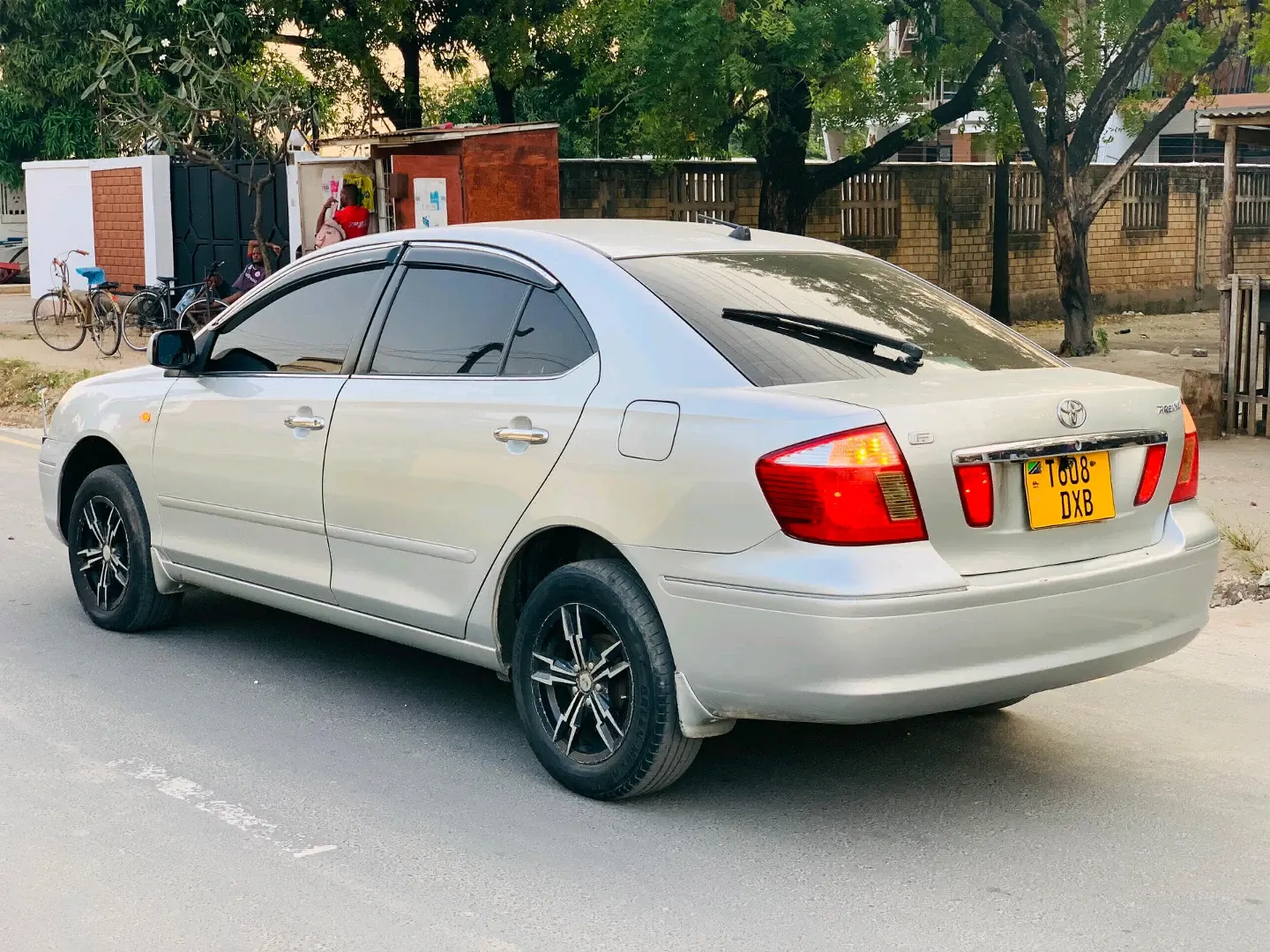 Toyota Premio 2004 Automatic (DXB) thumbnail 6