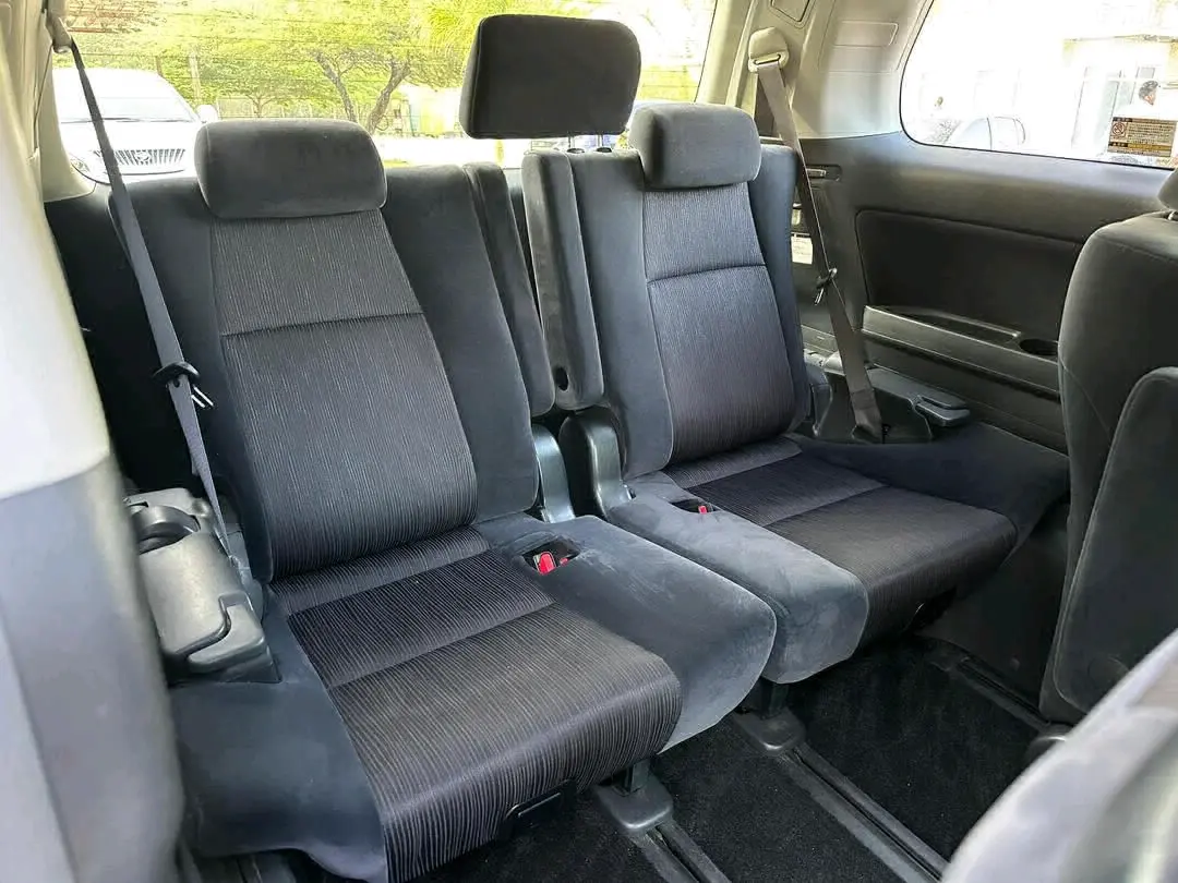 Toyota Vellfire 2009 Black thumbnail 8