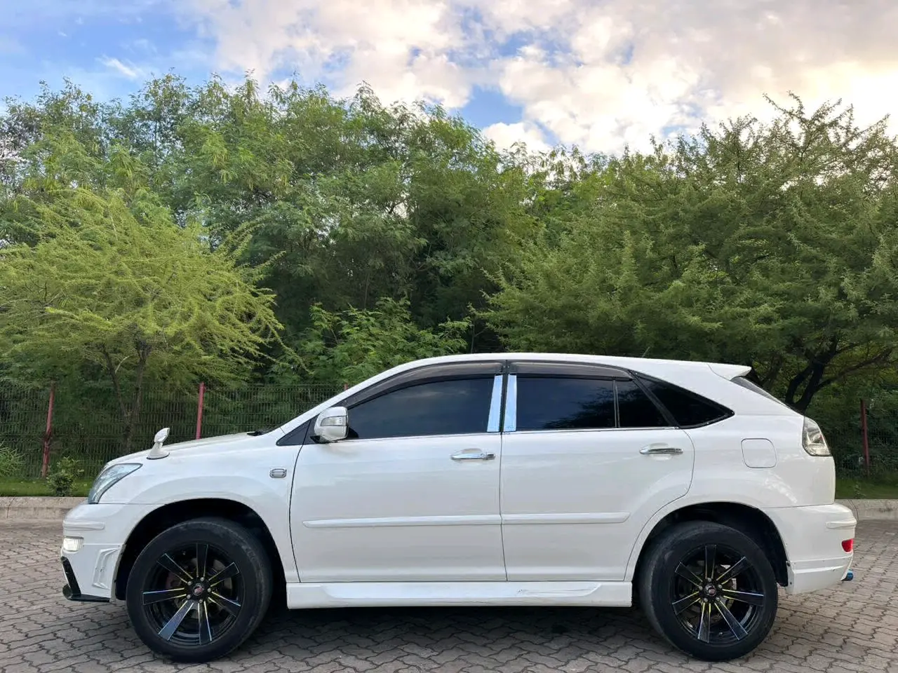 Toyota Harrier 2007 ECF thumbnail 5