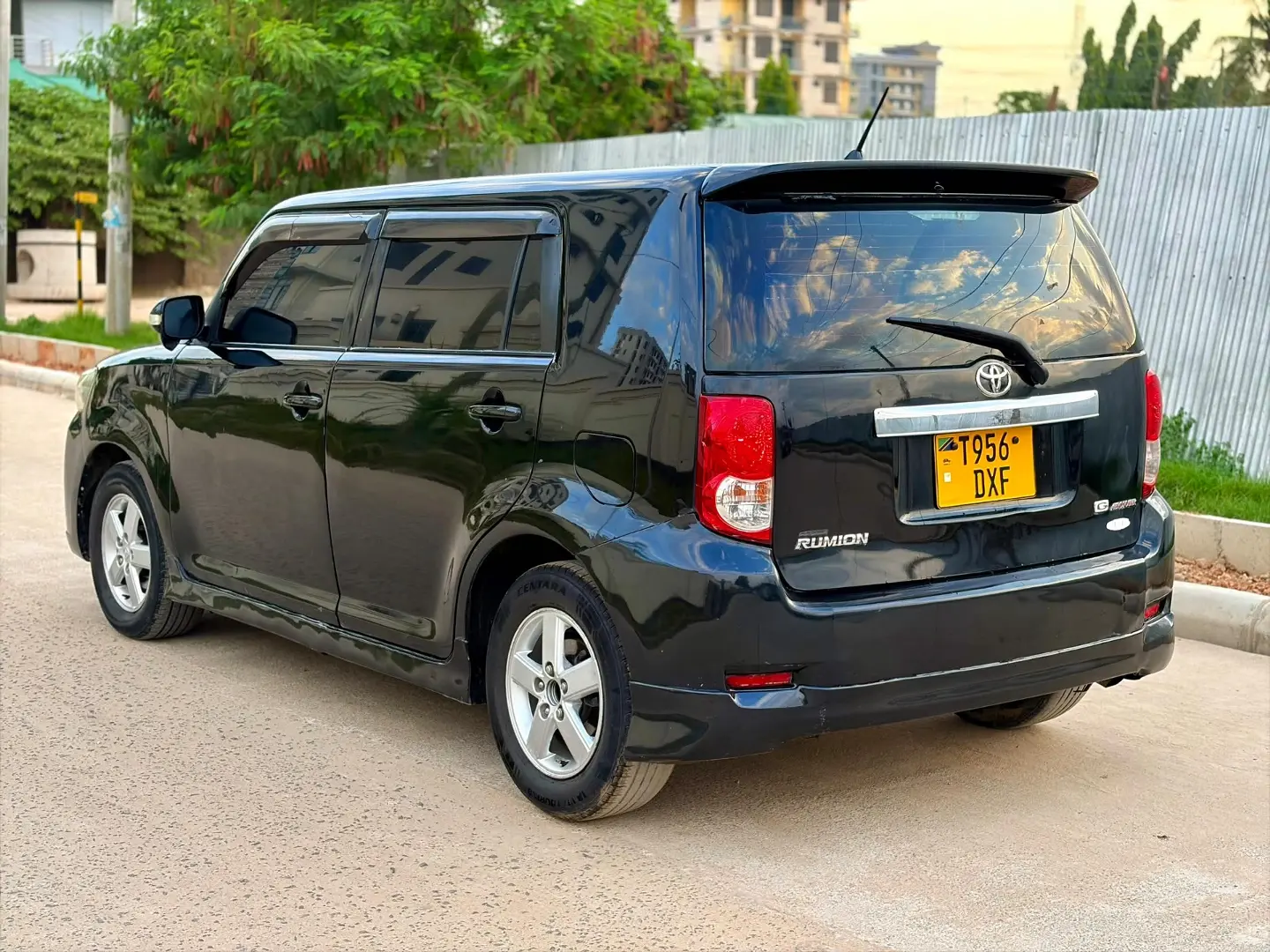 Toyota Rumion 2008 (DXF) thumbnail 2