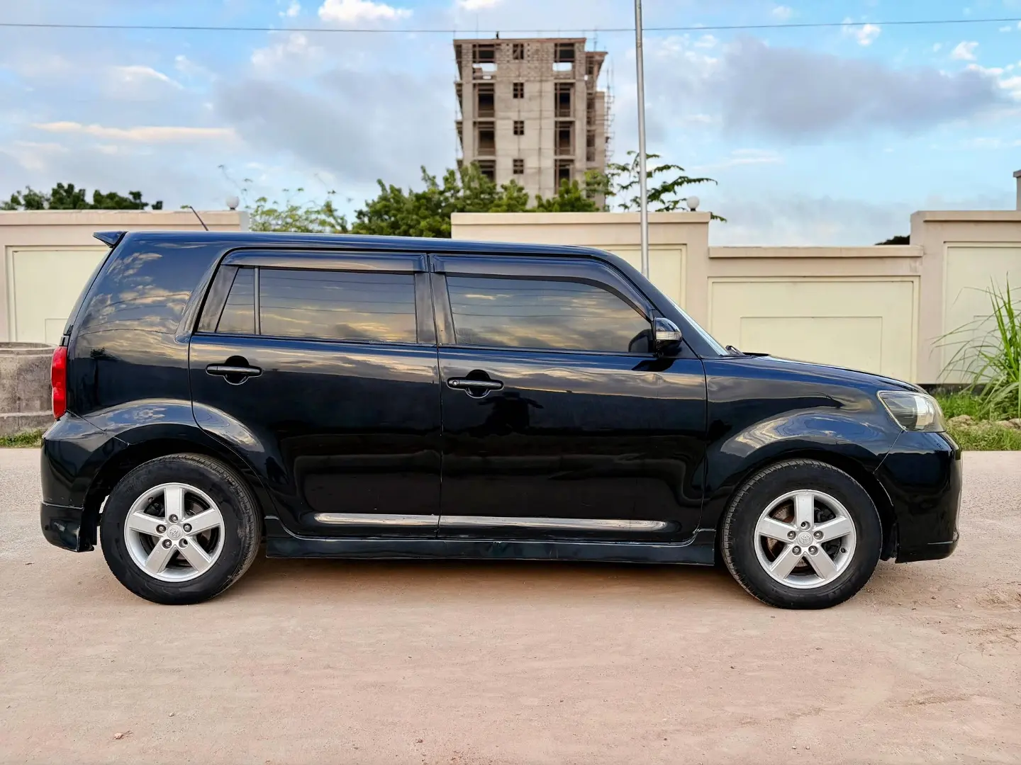 Toyota Rumion 2008 (DXF) thumbnail 4