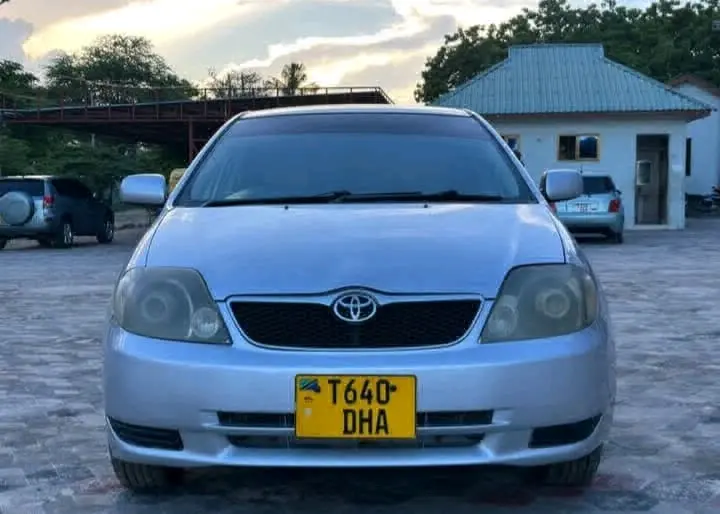 Toyota Allex 2003 thumbnail 2