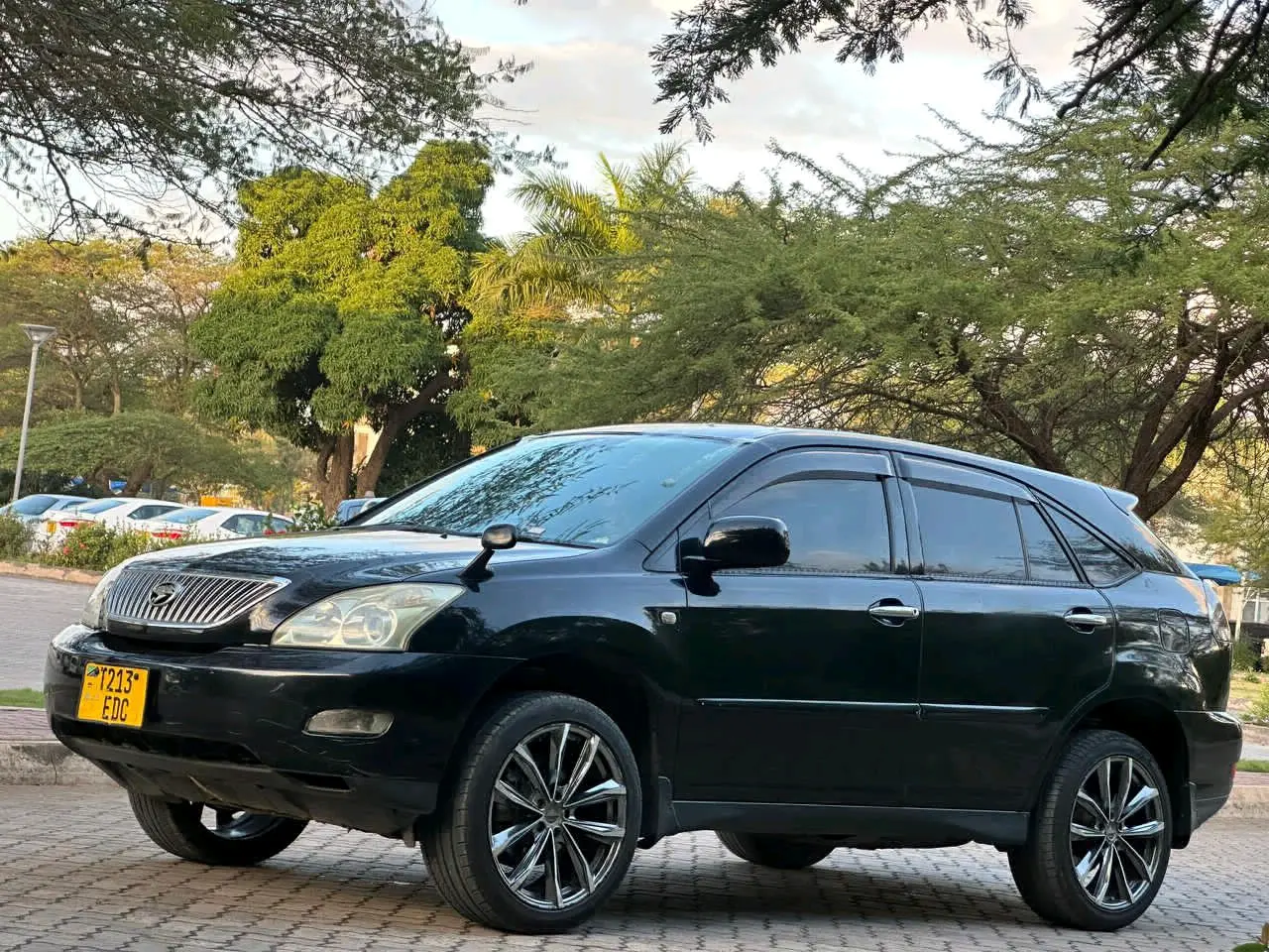 Toyota Harrier 2006 EDC thumbnail 2