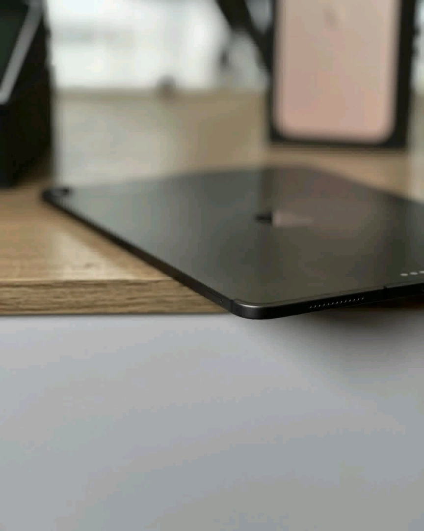 Apple iPad Pro 11 2018 (512GB) Premium Tablet thumbnail 7