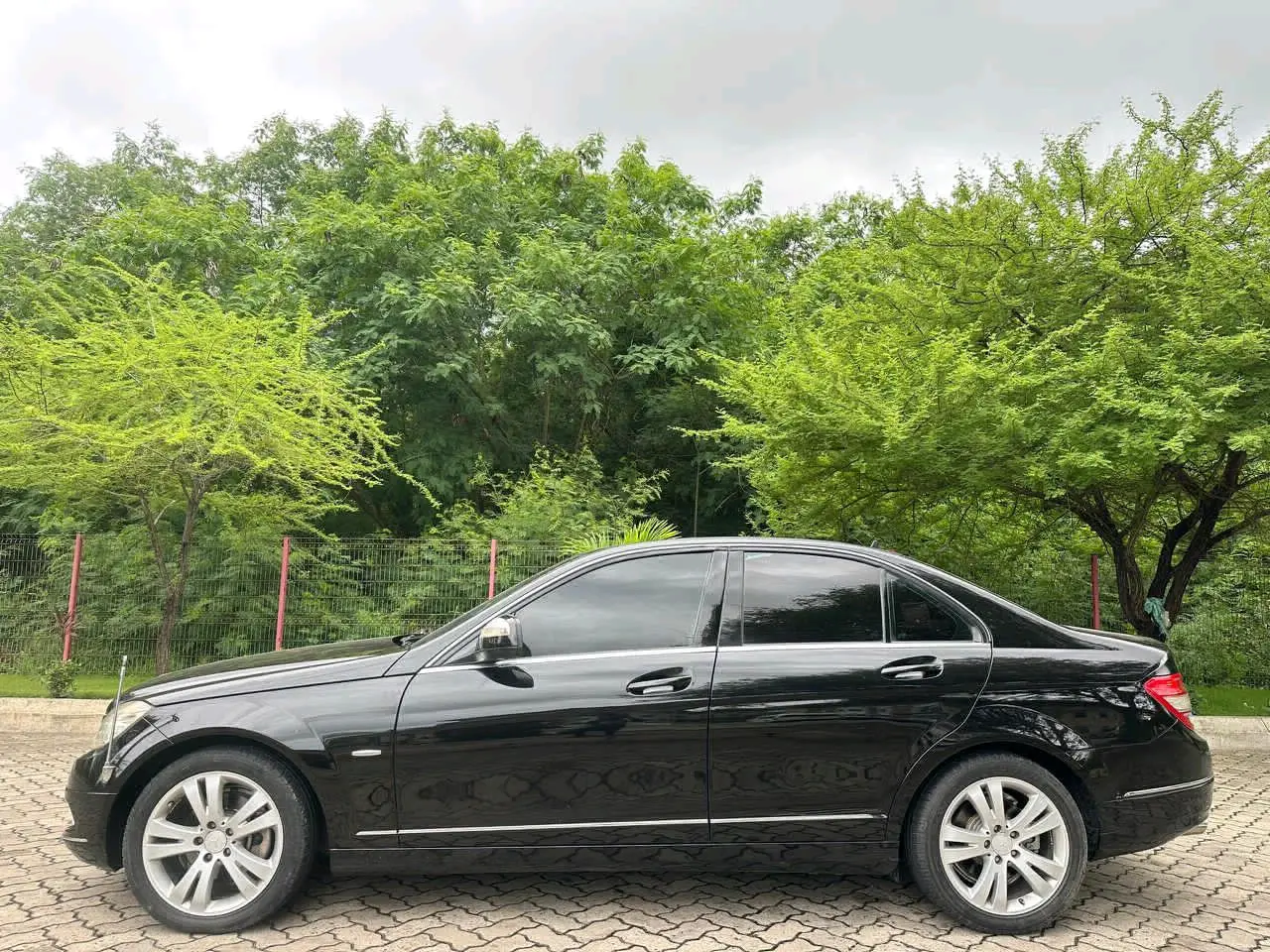 Mercedes Benz C200 Kompressor 2009 thumbnail 6