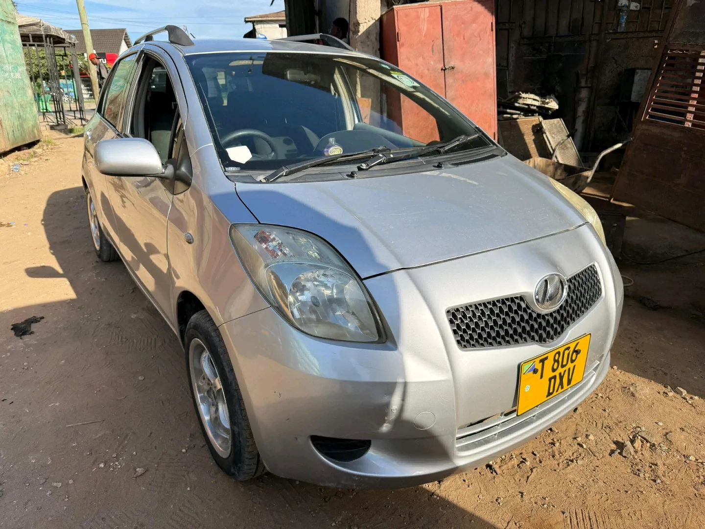 Toyota Vitz New Model (990cc) - Clean Condition thumbnail 2