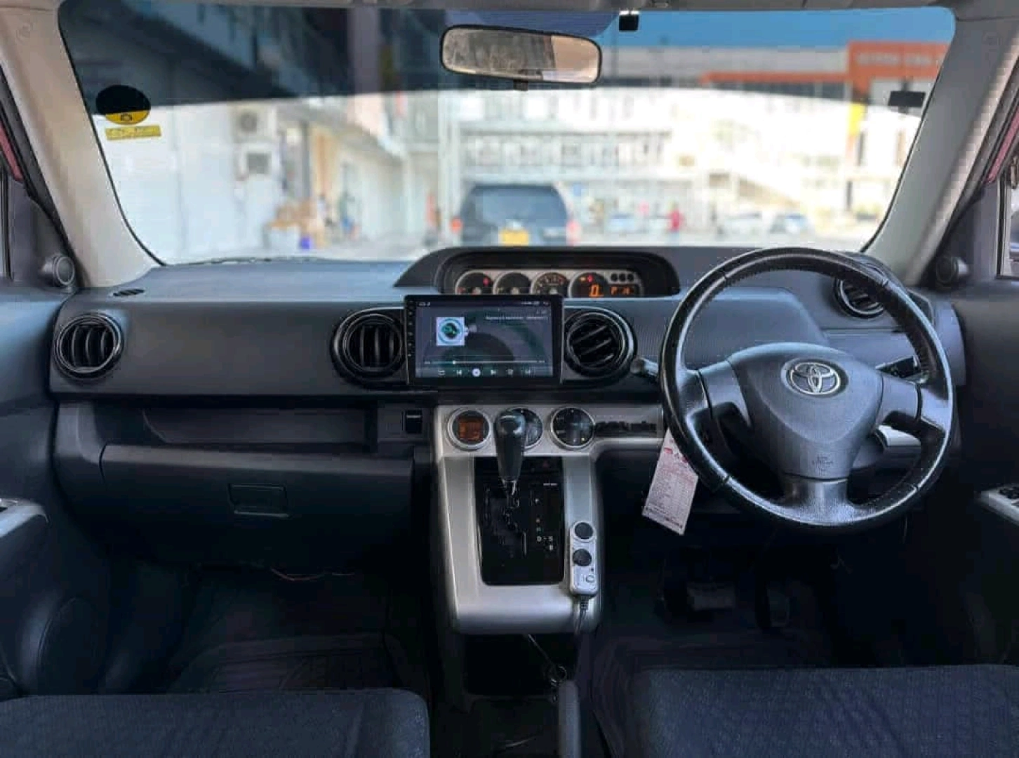 Toyota Rumion 2008 Model thumbnail 2