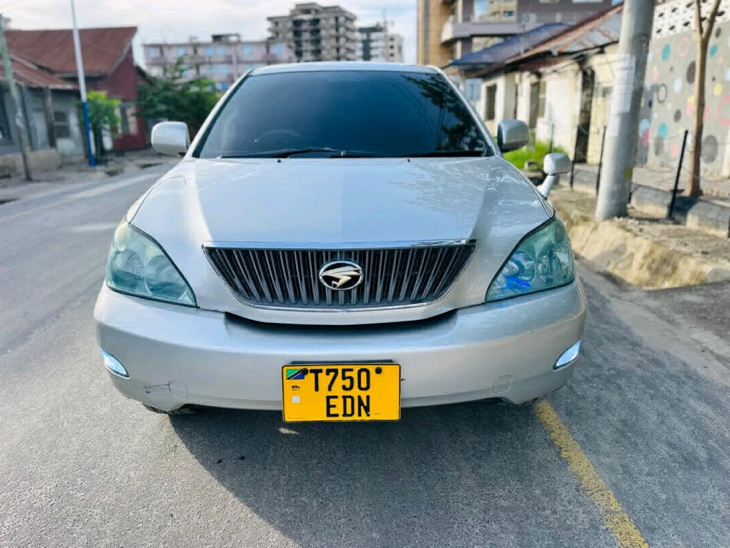 Toyota Harrier 2005 Silver Low Mileage