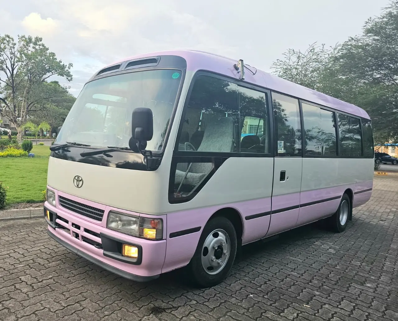 Toyota Coaster 2007 (29 Seats)